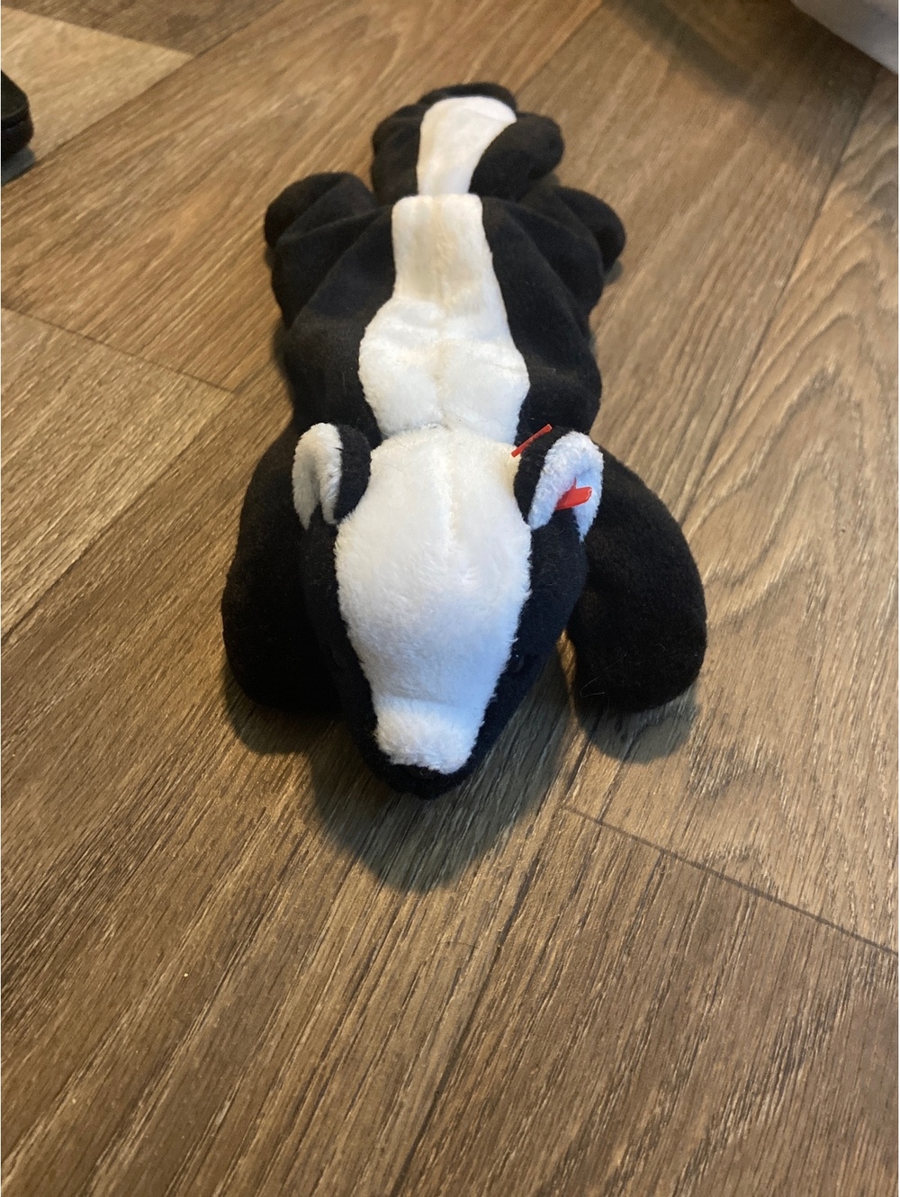Ty Beanie Babies Stinky the Skunk Plush Toy